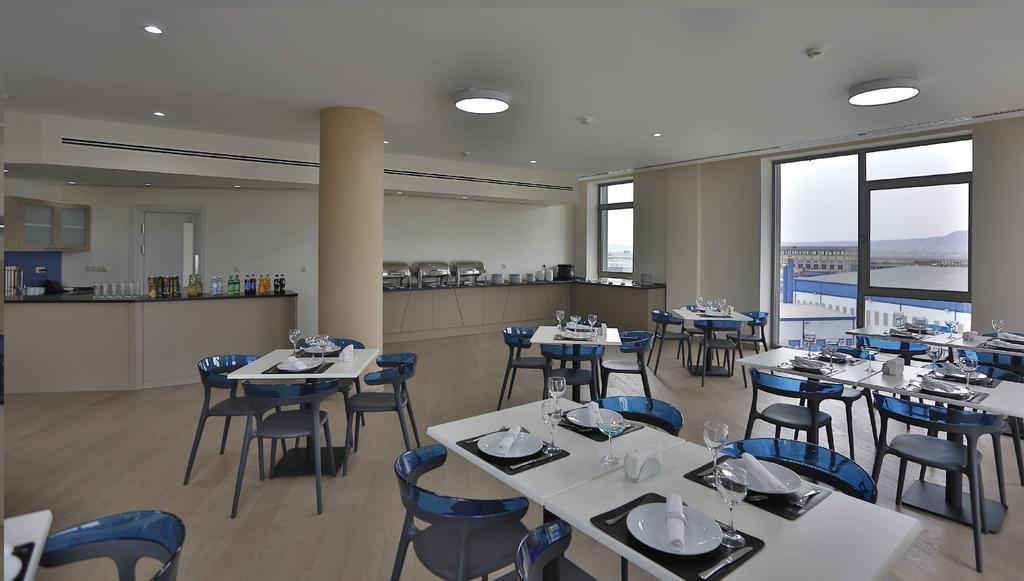 Homebridge Hotel Apartments Baku Eksteriør billede