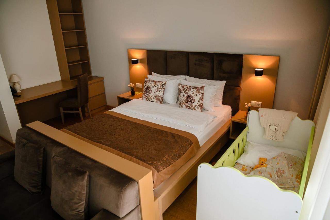 Homebridge Hotel Apartments Baku Eksteriør billede