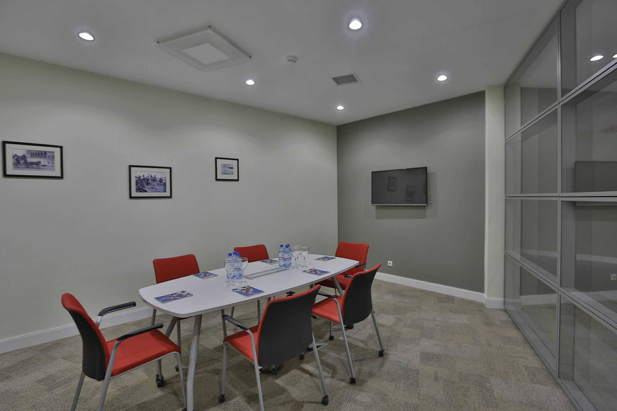 Homebridge Hotel Apartments Baku Eksteriør billede